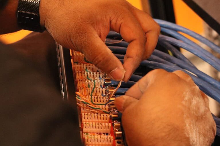 Combien coûte installation WiFi entreprise