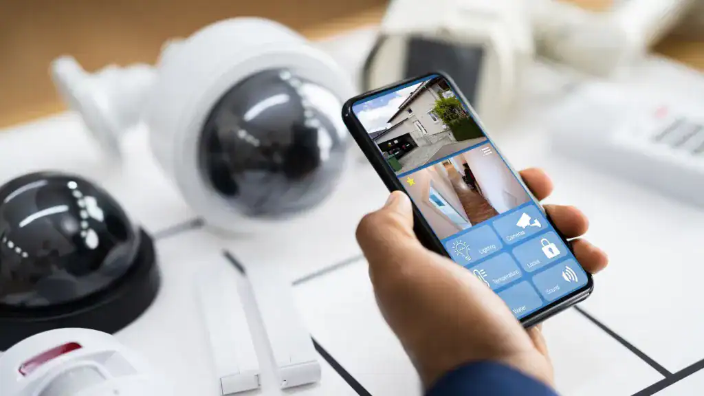 Caméra de surveillance connectée au téléphone - guide complet pour sécuriser vos locaux