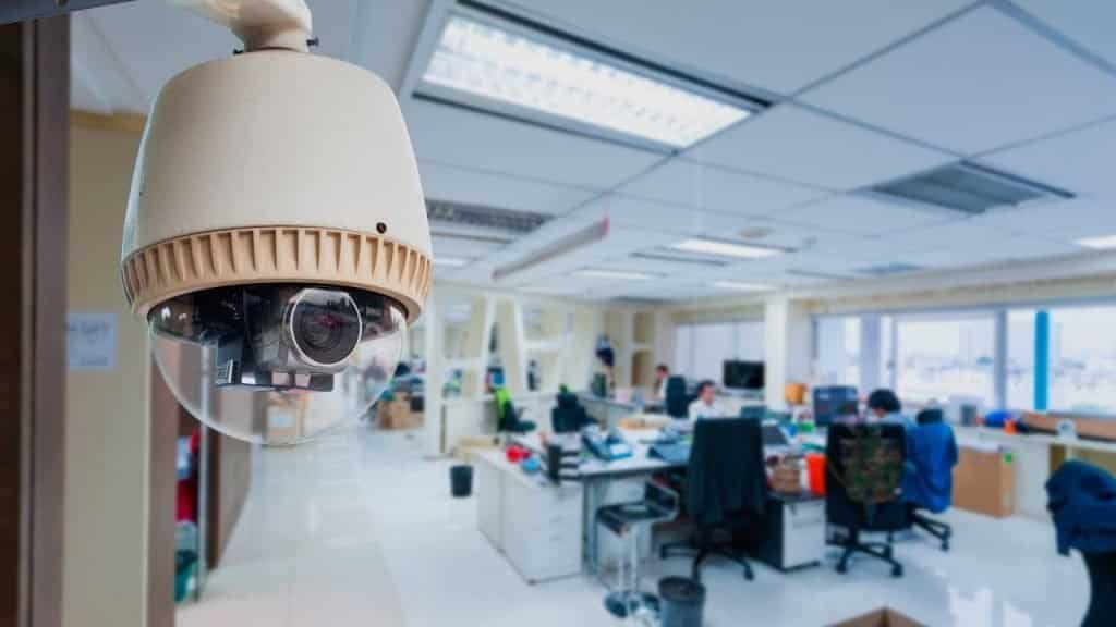 Installation caméras de surveillance dans vos bureaux à Paris