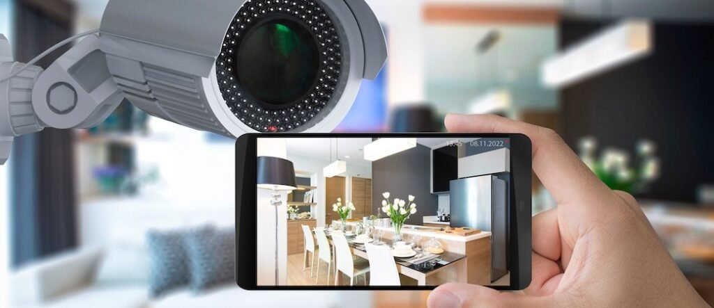 Pourquoi choisir une caméra de surveillance connectée à son smartphone ?